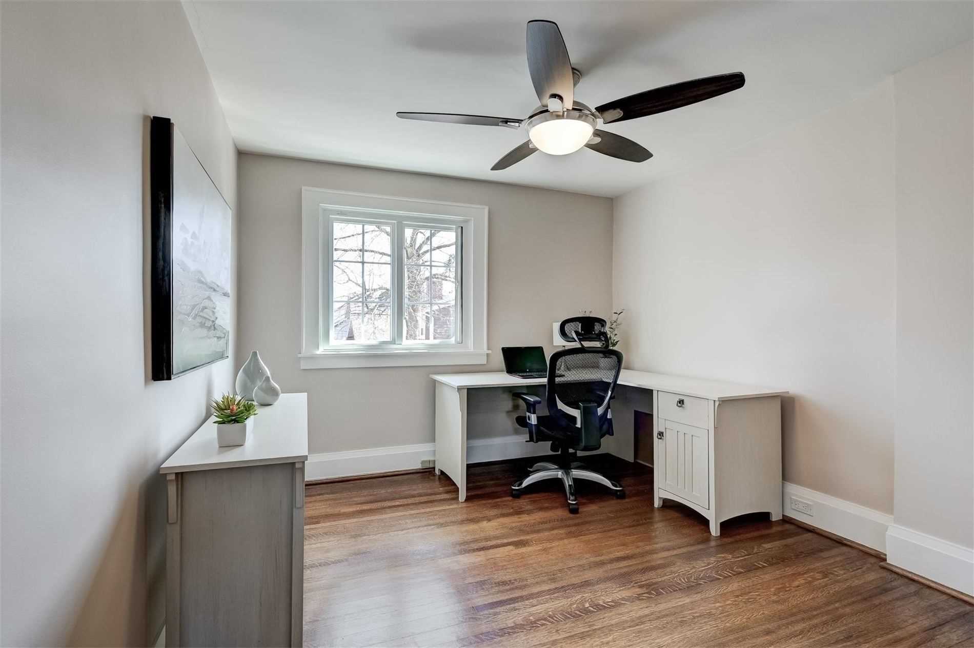 39 Hillside Ave, Toronto, Ontario, Canada