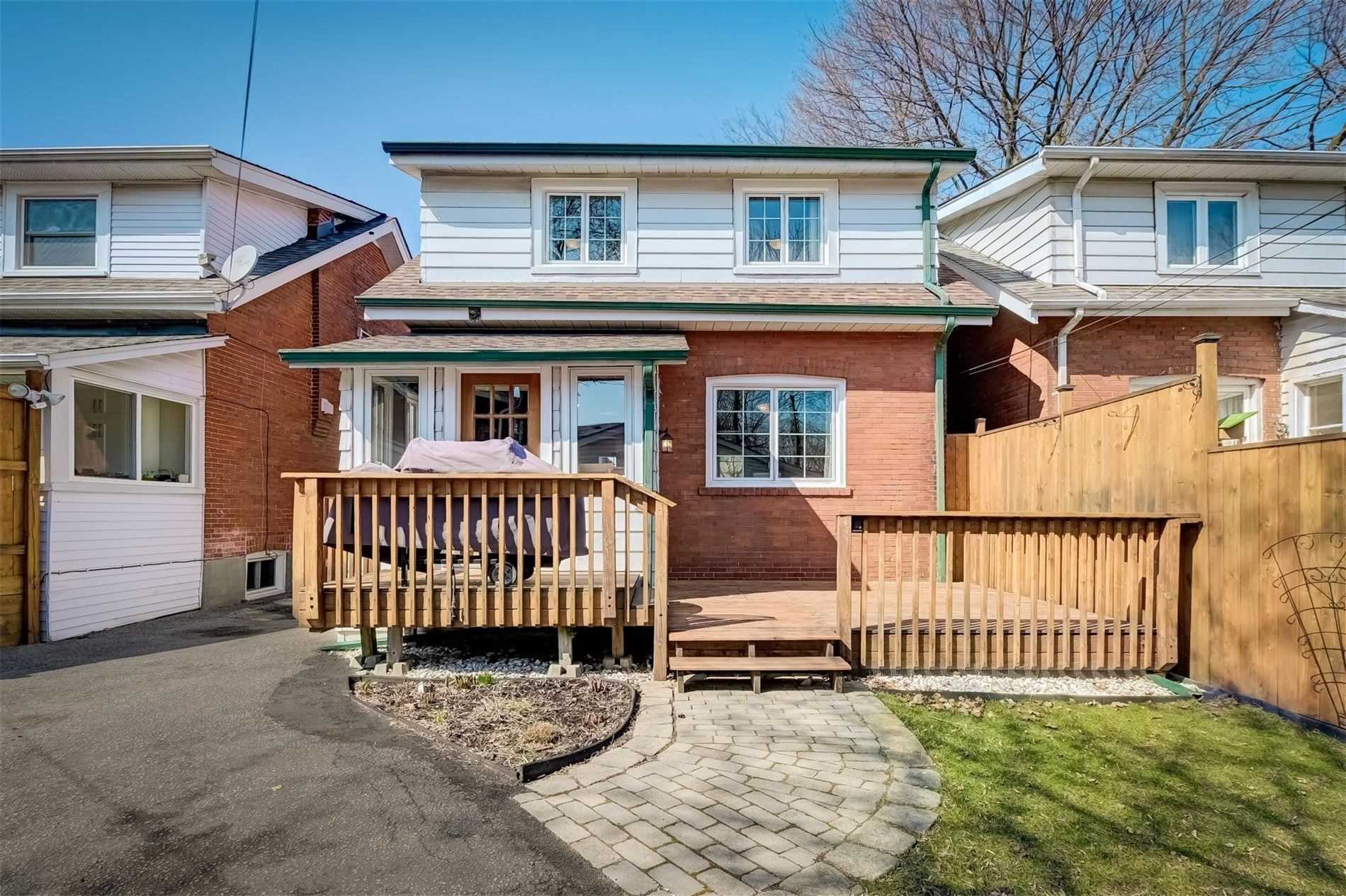 39 Hillside Ave, Toronto, Ontario, Canada