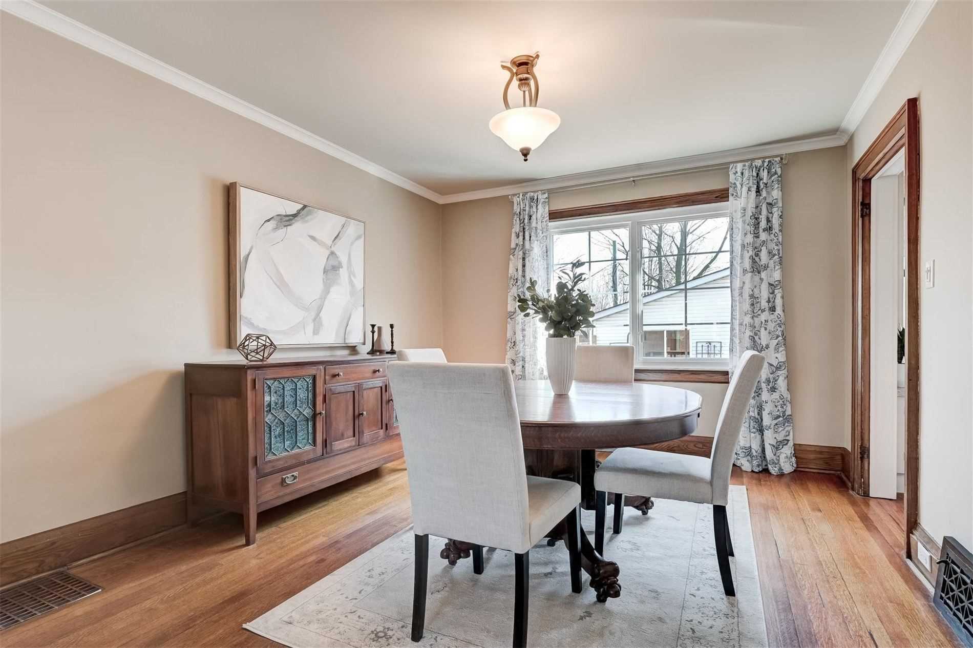 39 Hillside Ave, Toronto, Ontario, Canada