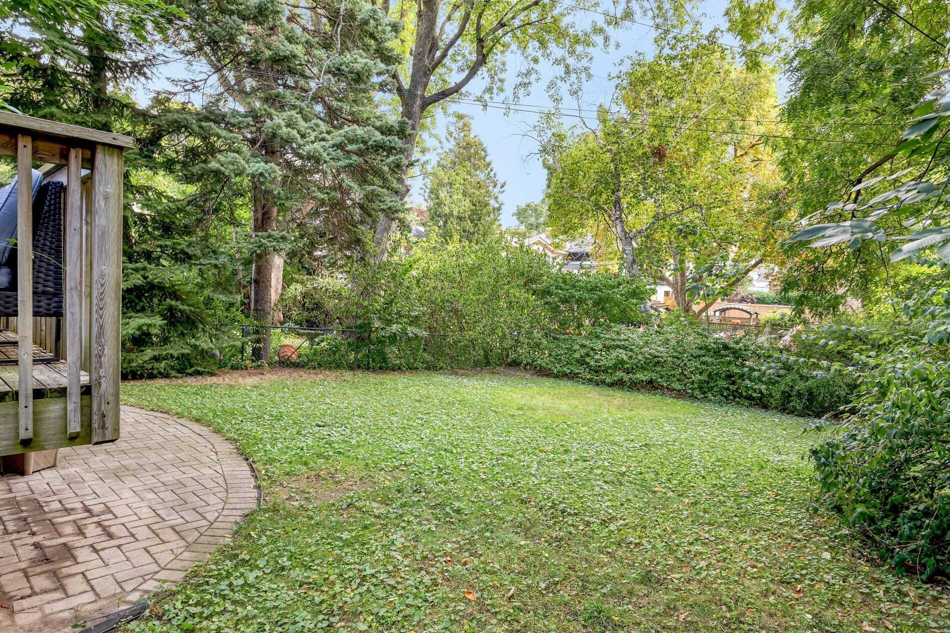 5 Kingslea Gdns, Toronto, Ontario, Canada
