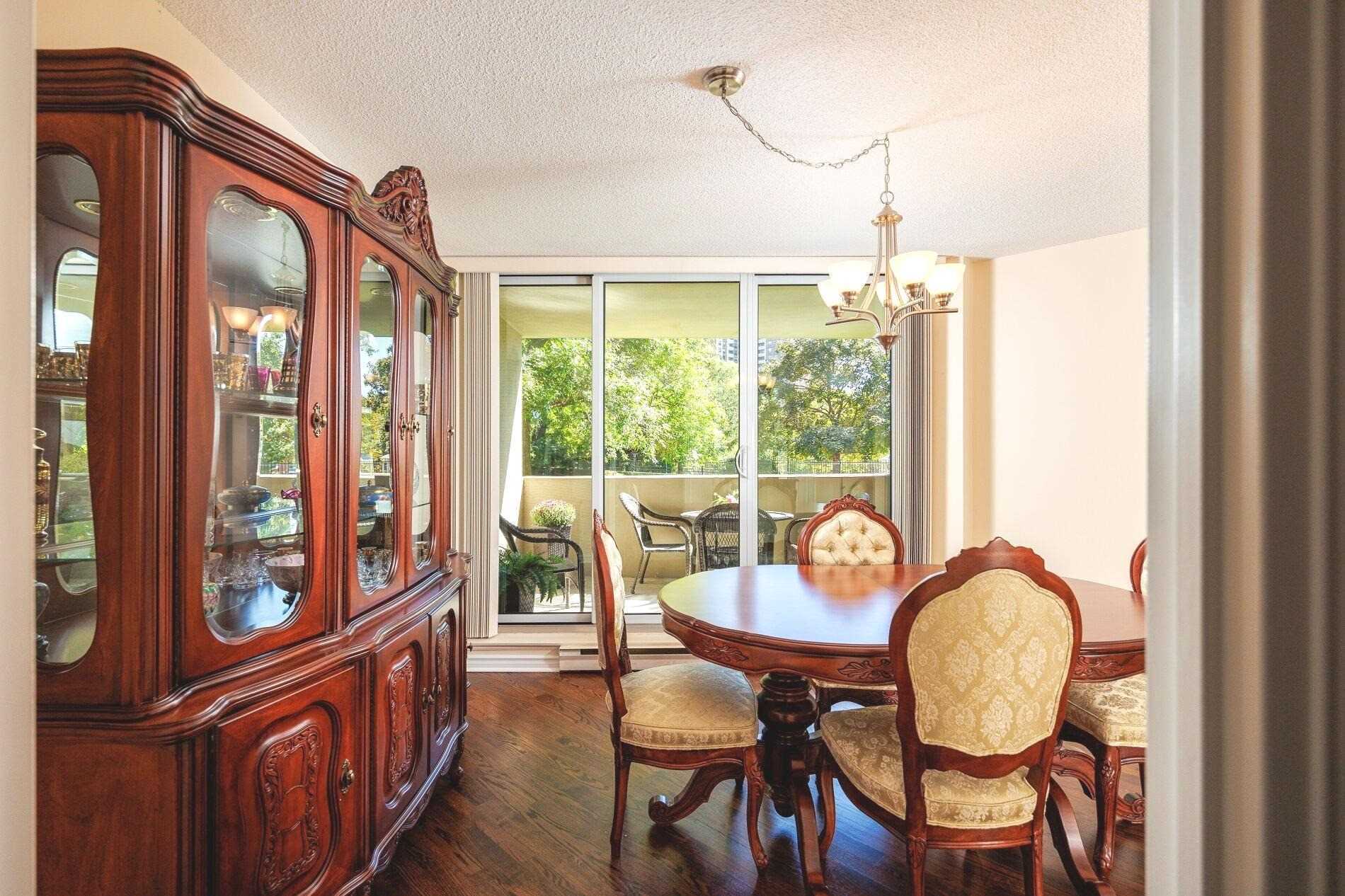 95 La Rose Ave, Toronto, Ontario, Canada
