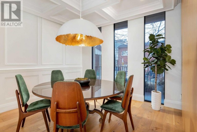 14 Rolyat St, Toronto, Ontario, Canada