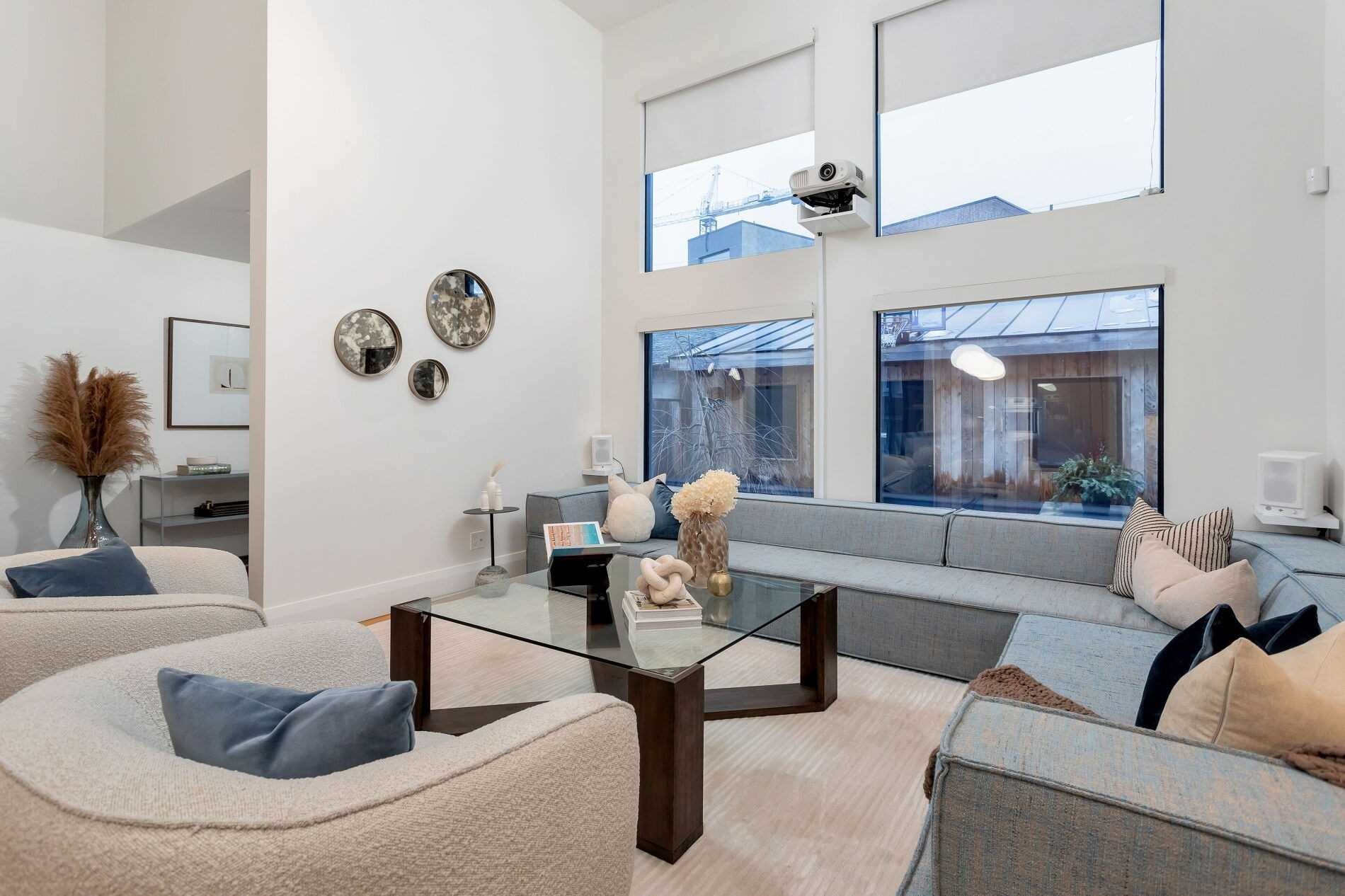 14 Rolyat St, Toronto, Ontario, Canada