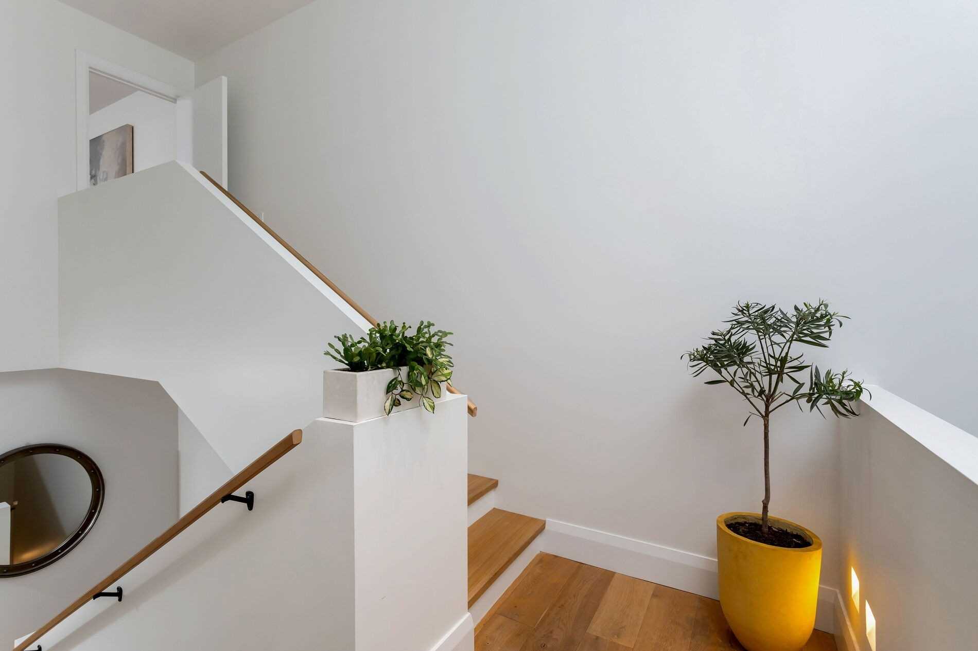 14 Rolyat St, Toronto, Ontario, Canada