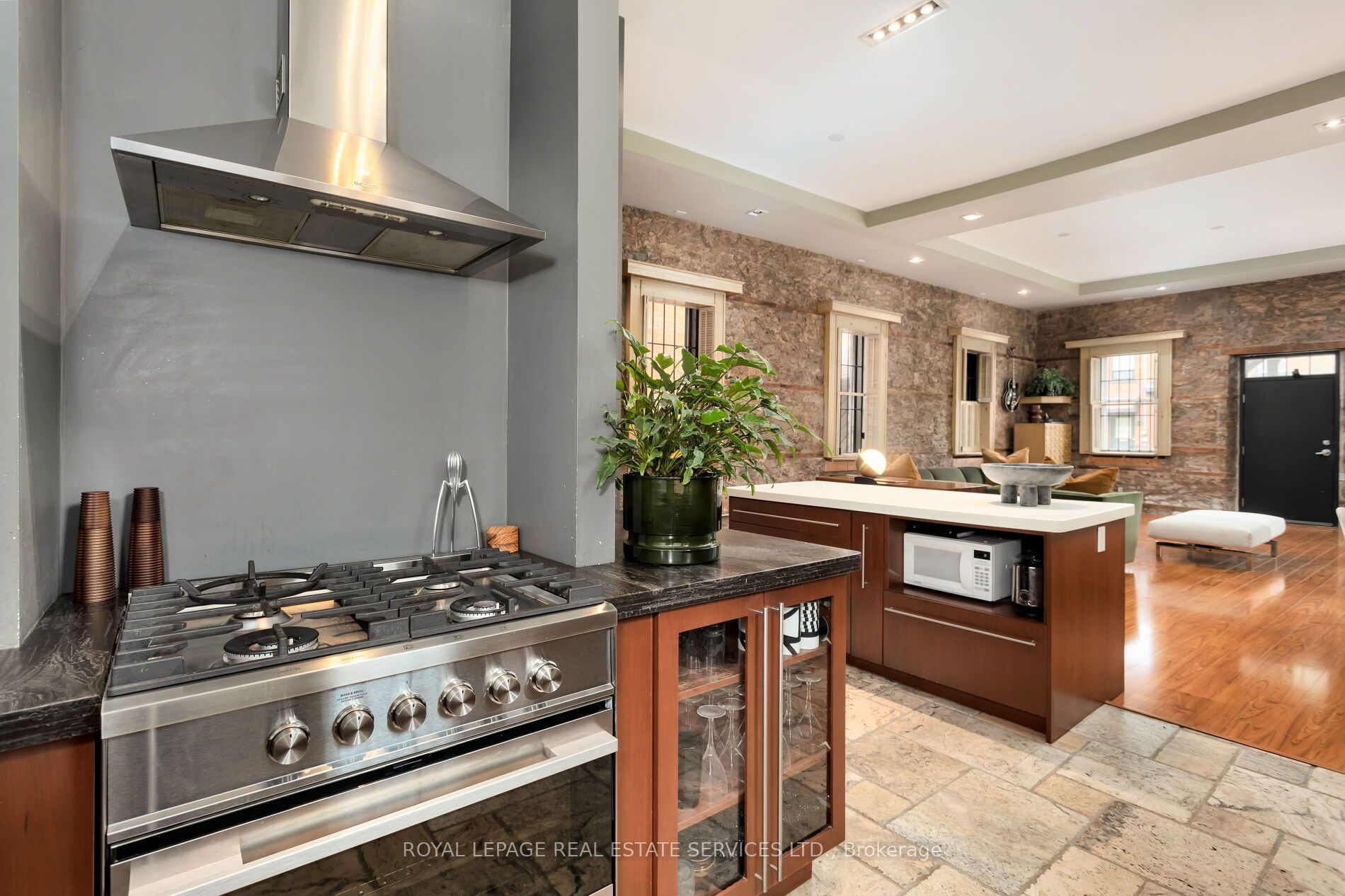 180 Walnut St S, Hamilton, Ontario, Canada
