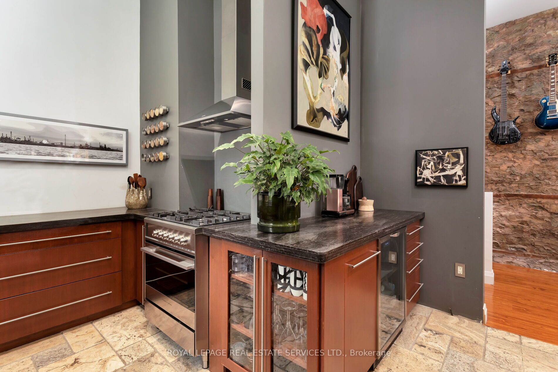 180 Walnut St S, Hamilton, Ontario, Canada