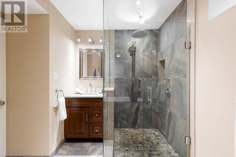 9 Kingsgarden Rd, Toronto, Ontario, Canada photo 30