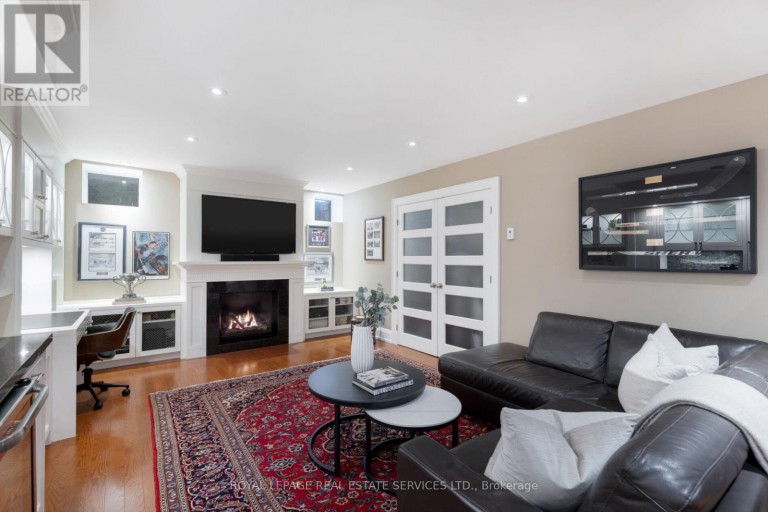 9 Kingsgarden Rd, Toronto, Ontario, Canada photo 26