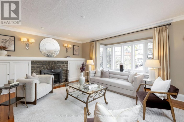 9 Kingsgarden Rd, Toronto, Ontario, Canada photo 3