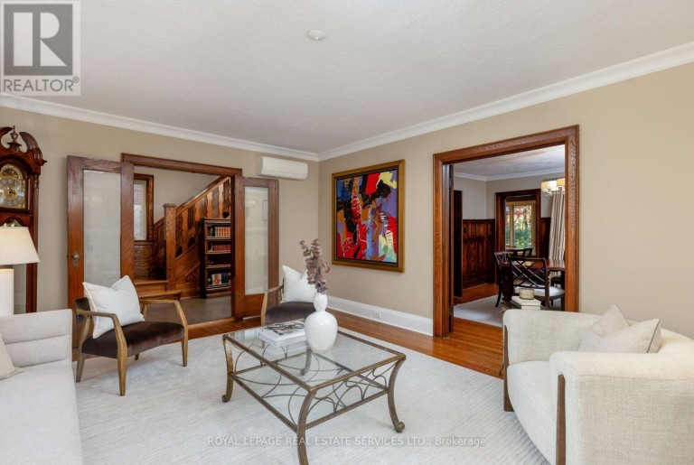 9 Kingsgarden Rd, Toronto, Ontario, Canada photo 4