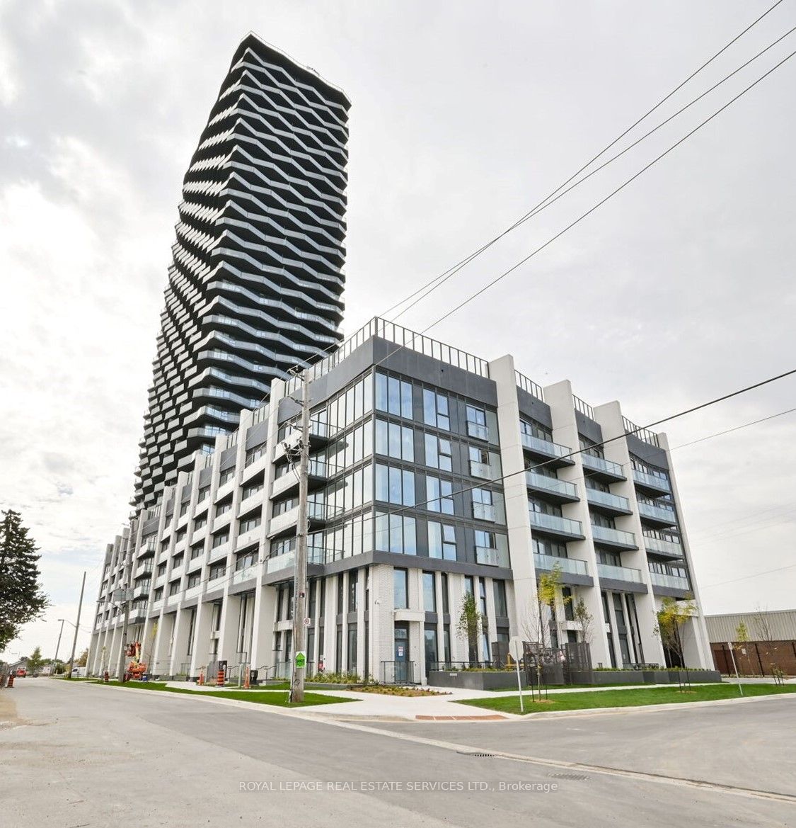 36 Zorra St, Toronto, Ontario, Canada photo 1