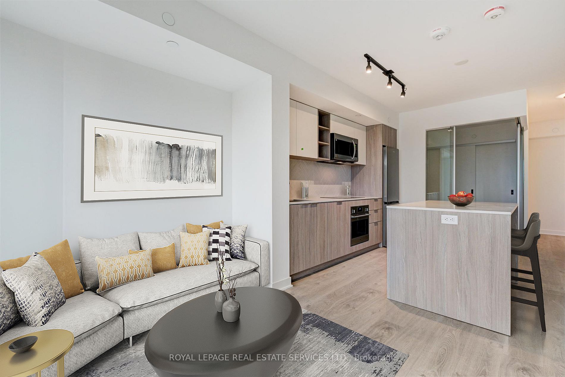 36 Zorra St, Toronto, Ontario, Canada photo 7