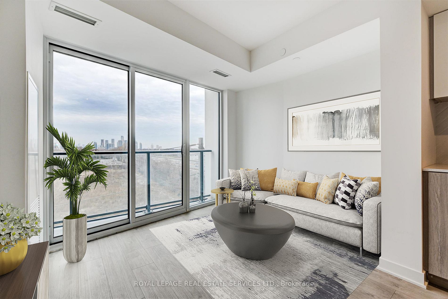 36 Zorra St, Toronto, Ontario, Canada photo 9