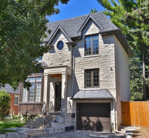 32 BETHNAL AVE, Toronto, Ontario, Canada