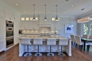 32 BETHNAL AVE, Toronto, Ontario, Canada
