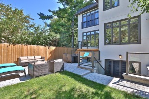 32 BETHNAL AVE, Toronto, Ontario, Canada