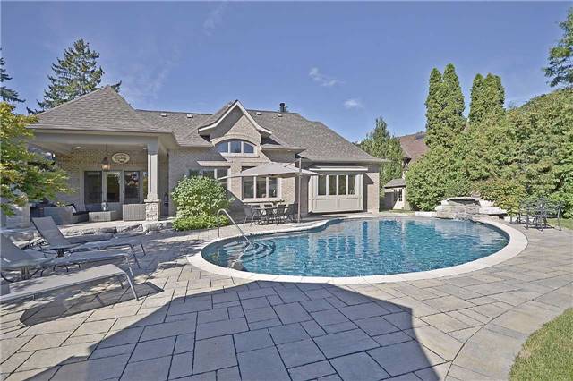17 Lorraine Gdns, Toronto, Ontario, Canada