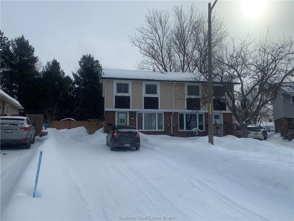 176 Colonial Court, Sudbury Ontario, Canada