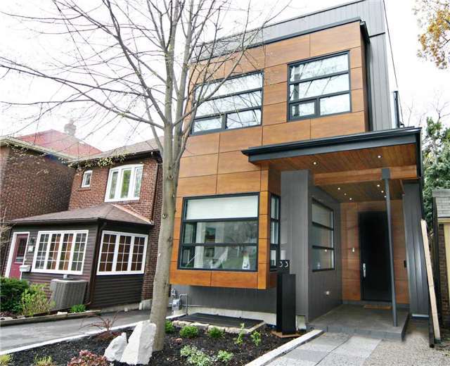 33 ostend ave, Toronto Ontario, Canada