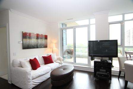 20 gothic ave, Toronto Ontario, Canada