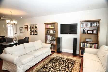 98 deforest rd, Toronto Ontario, Canada