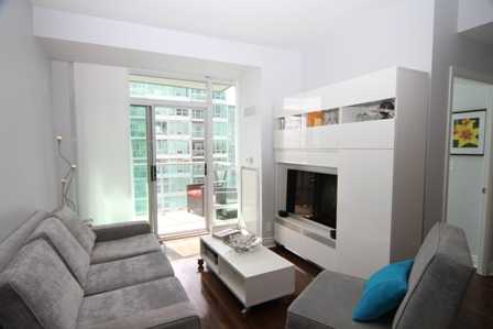 1900 lake shore blvd w, Toronto Ontario, Canada