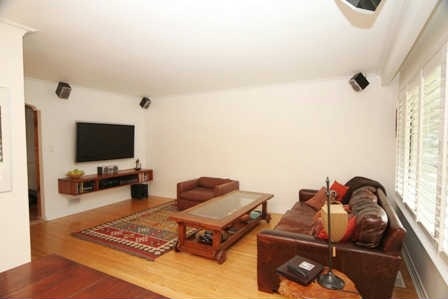 34 cavotti cres, Toronto Ontario, Canada