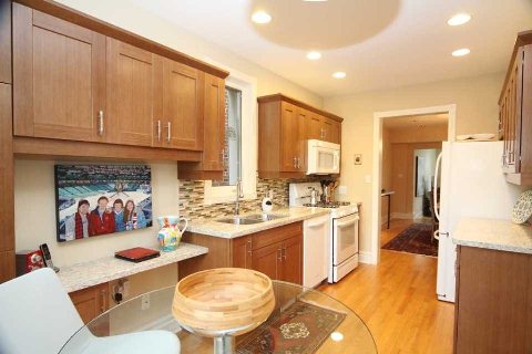 90 lavinia ave, Toronto Ontario, Canada