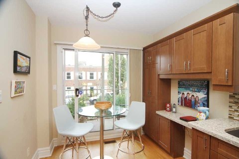 90 lavinia ave, Toronto Ontario, Canada