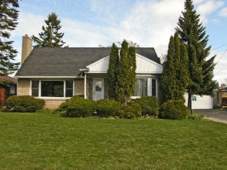 11 ELIZABETH AVE, Kingston Ontario, Canada