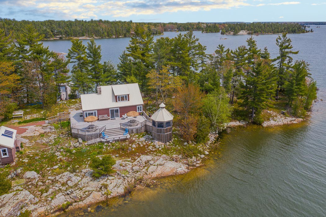 Duval Island, Echo Bay Ontario, Canada