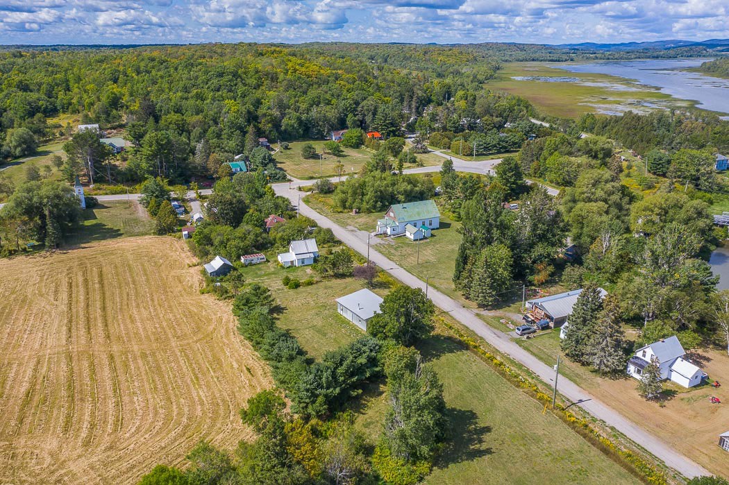 27 Hoath Street, Bruce Mines Ontario, Canada