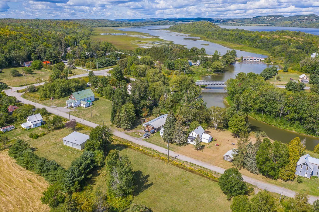 27 Hoath Street, Bruce Mines Ontario, Canada