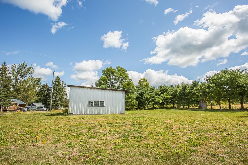 27 Hoath Street, Bruce Mines Ontario, Canada