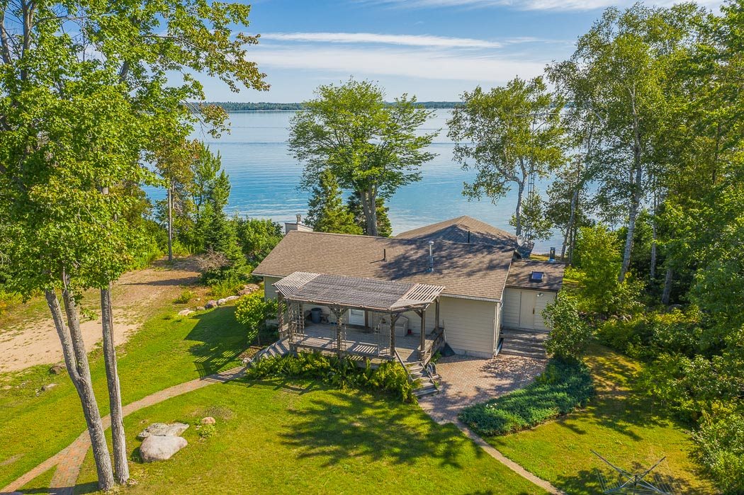 2644 Canoe Point Road, St. Joseph Island Ontario, Canada