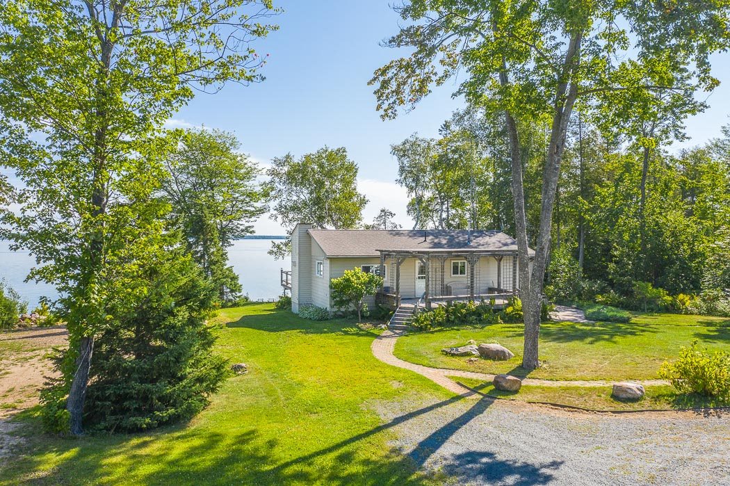 2644 Canoe Point Road, St. Joseph Island Ontario, Canada