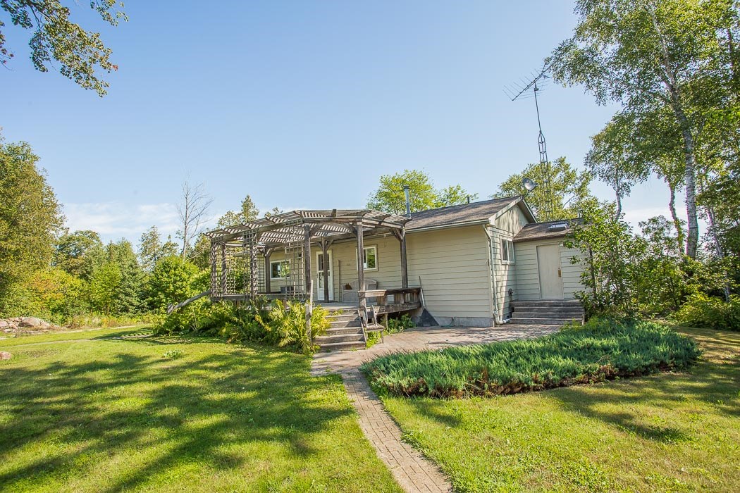 2644 Canoe Point Road, St. Joseph Island Ontario, Canada