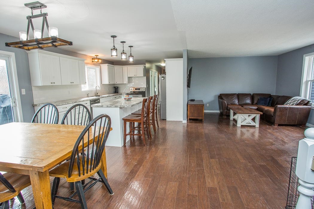 205 Pumpkin Point Road W, Echo Bay Ontario, Canada