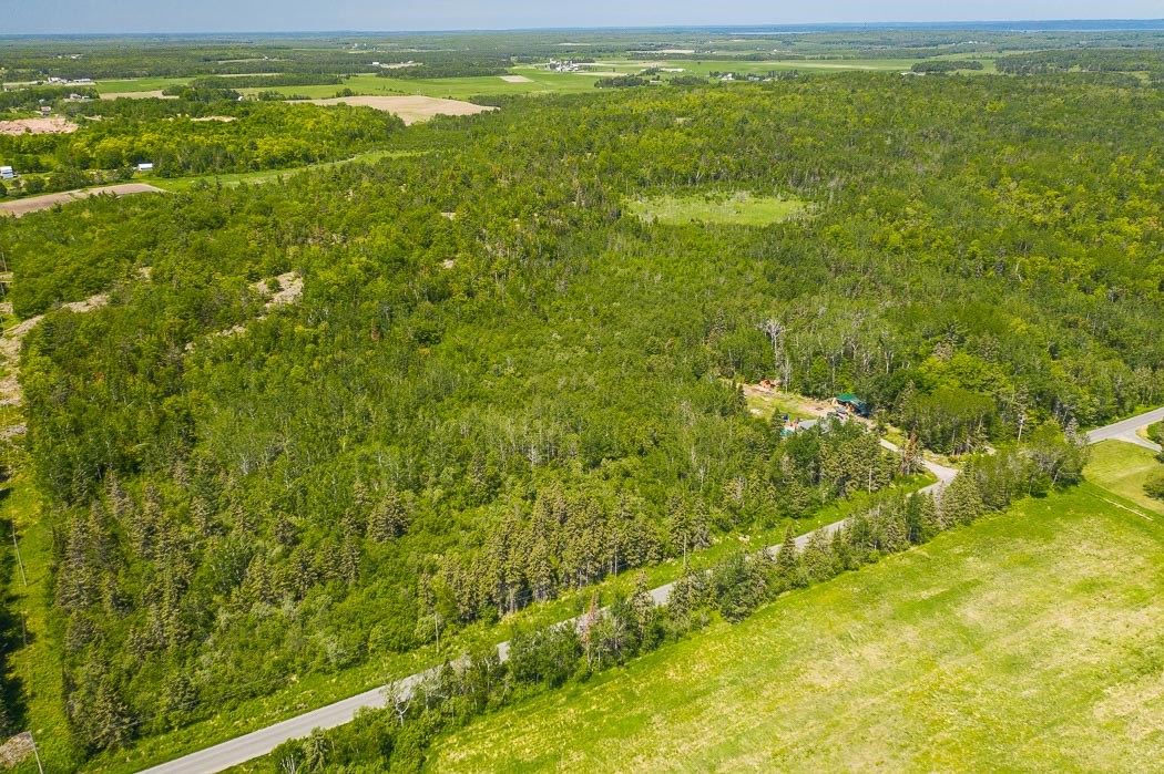 McKnight Road, Desbarats Ontario, Canada