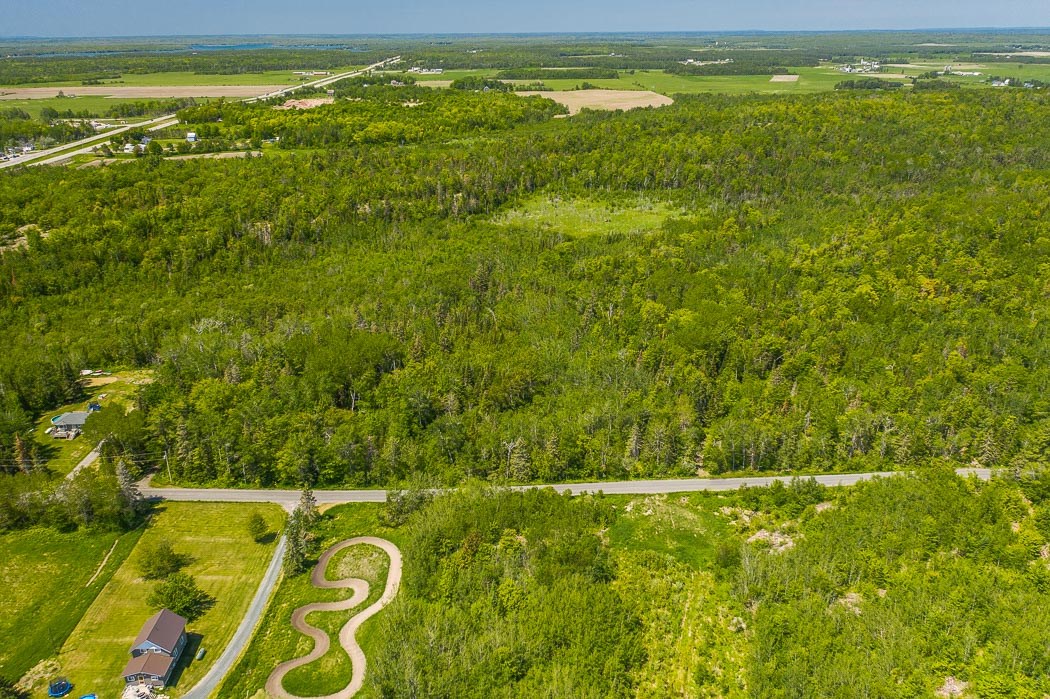 McKnight Road, Desbarats Ontario, Canada