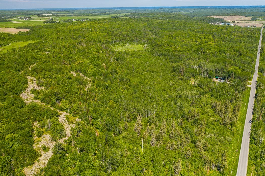 McKnight Road, Desbarats Ontario, Canada