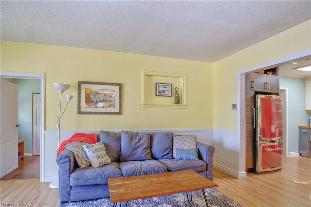 1092 QUEEN Street, New Dundee, Ontario, Canada