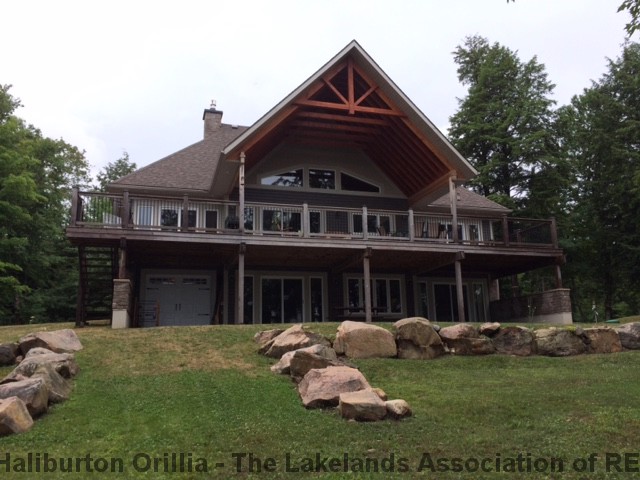 753 West Bear Lake Rd, Sprucedale Ontario, Canada