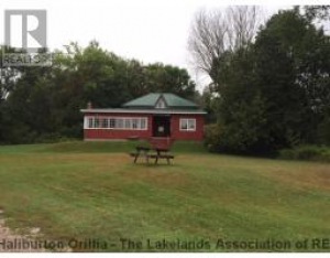 1732 Peggs Mountain Rd South, Burk's Falls Ontario, Canada
