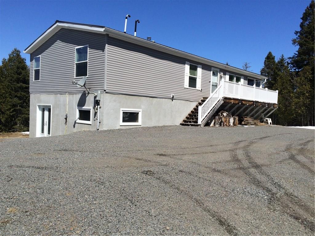 132 Horner Road, Magnetawan Ontario, Canada