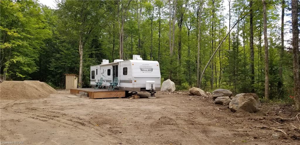 ROSSKOPF Road, Magnetawan Ontario, Canada