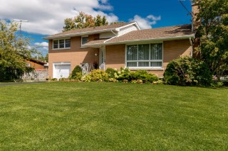 1436 WOODFIELD CRES, Kingston, Ontario, Canada