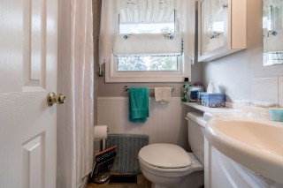 1436 WOODFIELD CRES, Kingston, Ontario, Canada