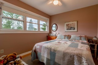 1436 WOODFIELD CRES, Kingston, Ontario, Canada