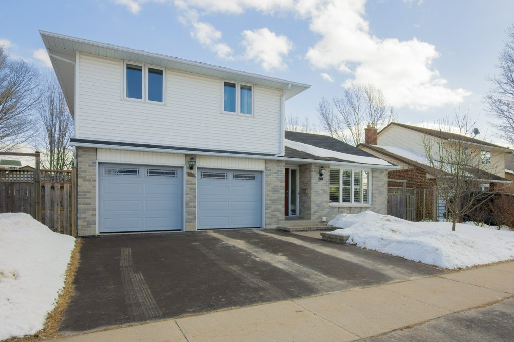 904 NOTTINGHILL Avenue, Kingston, Ontario, Canada